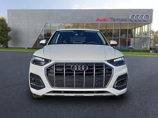2023 Audi Q5 40 Premium