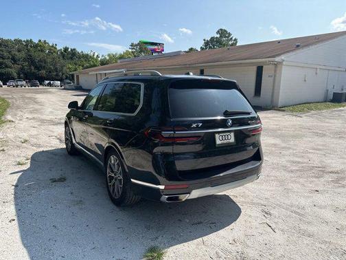 2023 BMW X7 xDrive40i