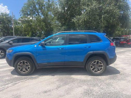 2020 Jeep Cherokee Trailhawk