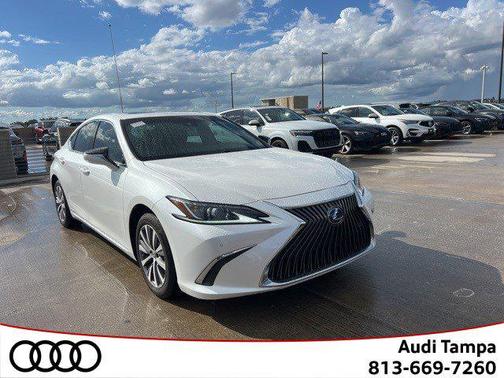 2021 Lexus ES 300h Base