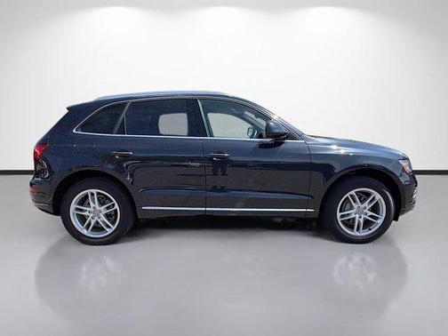 2017 Audi Q5 2.0T Premium