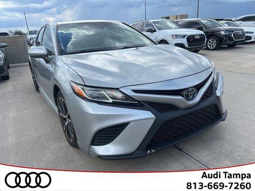 2018 Toyota Camry SE