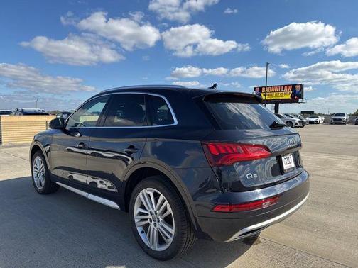 2019 Audi Q5 2.0T Premium Plus