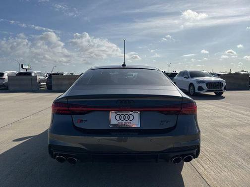 2022 Audi S7 Premium Plus TFSI quattro Tiptronic