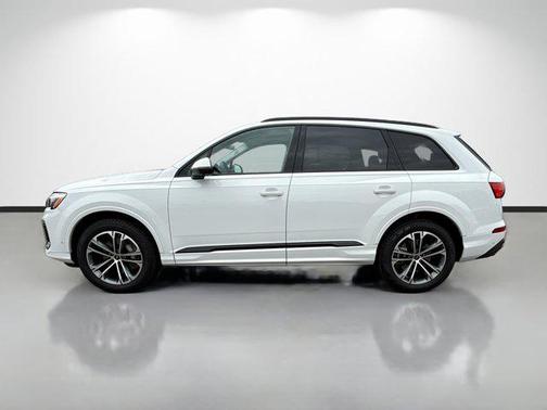 2025 Audi Q7 45 Premium