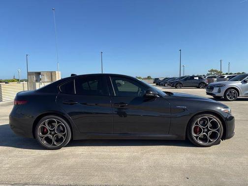 2022 Alfa Romeo Giulia Ti