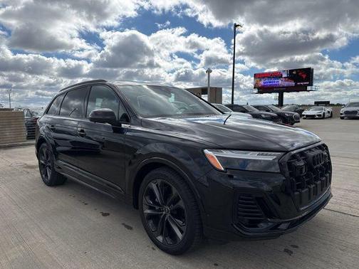 2025 Audi Q7 55 Prestige