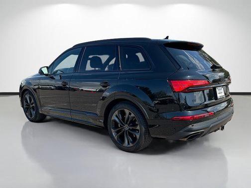 2025 Audi Q7 55 Prestige