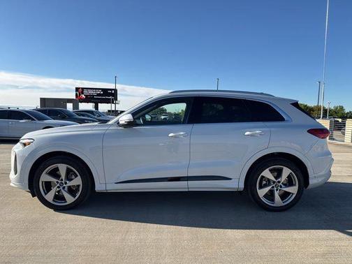 2025 Audi Q5 Prestige TFSI quattro S tronic