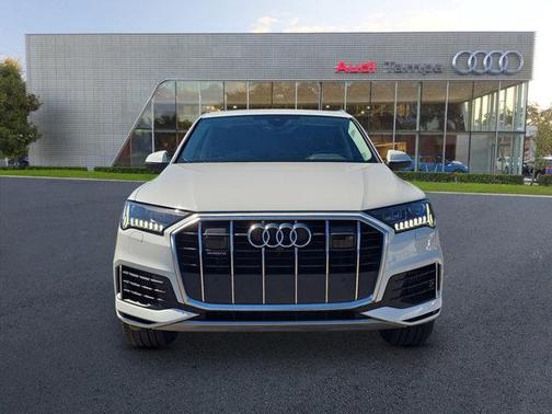 2024 Audi Q7 55 Premium Plus