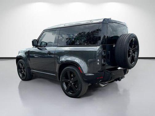 2023 Land Rover Defender 90 Carpathian Edition