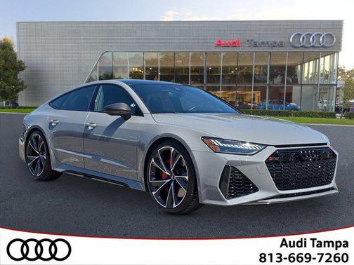 2023 Audi RS 7 4.0T
