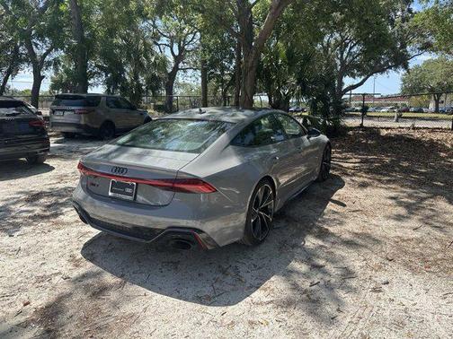 2023 Audi RS 7 4.0T