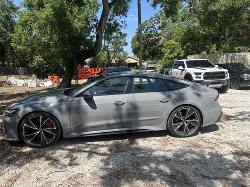2023 Audi RS 7 4.0T