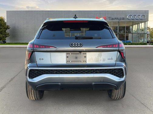 2026 Audi Q3 S line