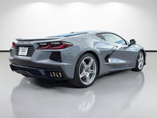 2025 Chevrolet Corvette Stingray w/2LT