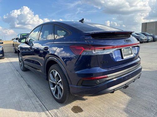 2023 Audi e-tron Sportback Premium Plus