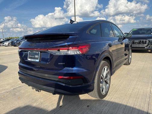 2023 Audi e-tron Sportback Premium Plus