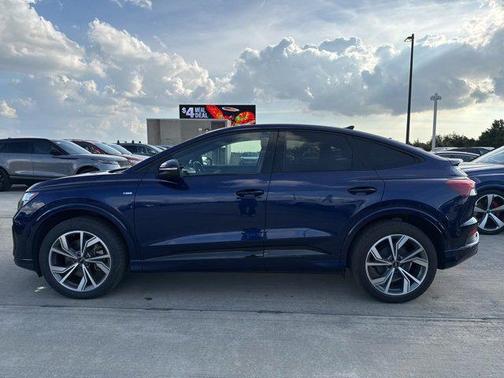 2023 Audi e-tron Sportback Premium Plus