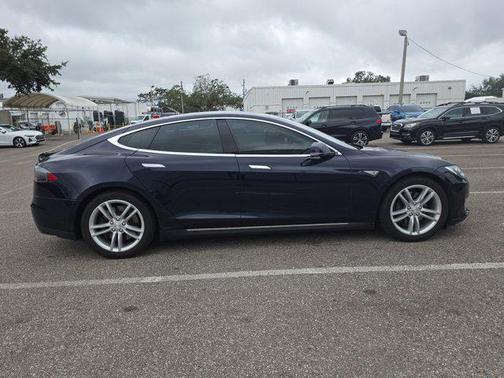 2015 Tesla Model S 85D