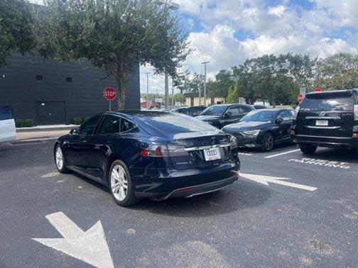 2015 Tesla Model S 85D