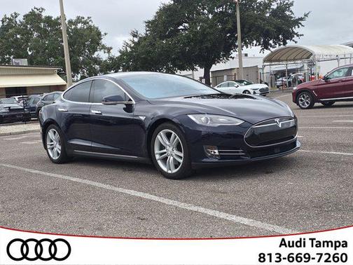 2015 Tesla Model S 85D