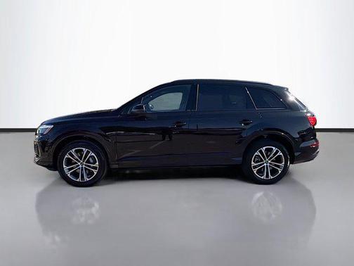 2026 Audi Q7 45 Premium
