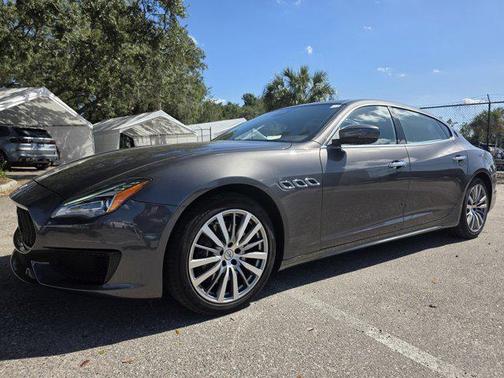2022 Maserati Quattroporte Modena