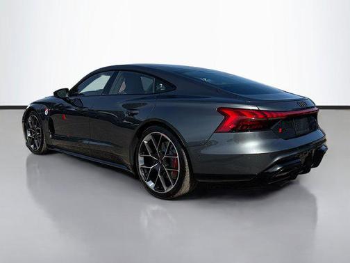 2026 Audi RS e-tron GT quattro