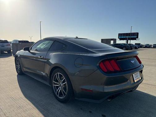 2017 Ford Mustang EcoBoost Premium