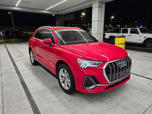 2025 Audi Q3 Premium 45 TFSI S line quattro Tiptronic