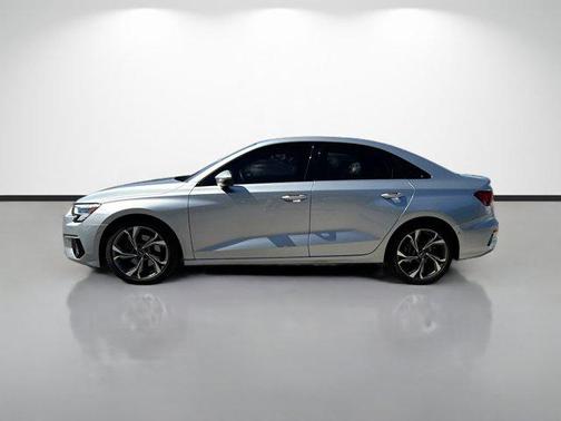 Florett Silver Metallic 2023 Audi A3 Premium