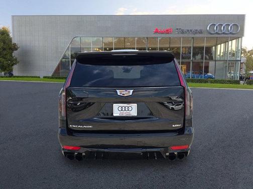 2023 Cadillac Escalade V-Series