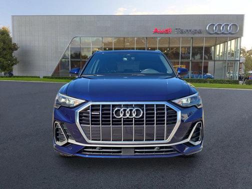 2021 Audi Q3 45 S line Premium