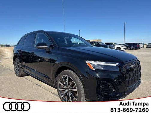 2025 Audi Q7 45 Premium Plus