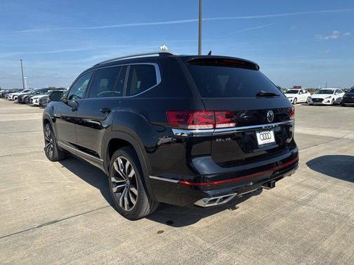 2022 Volkswagen Atlas 3.6L SEL Premium