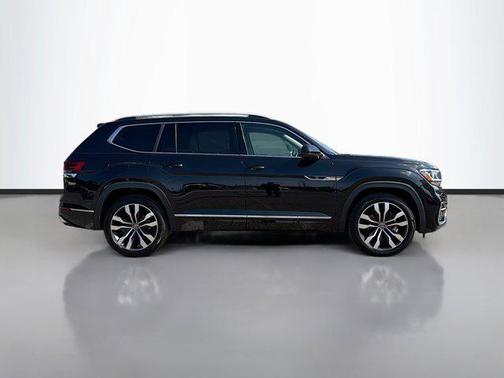 2022 Volkswagen Atlas 3.6L SEL Premium