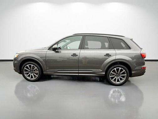 2024 Audi Q7 45 Premium Plus