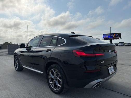 Jet Black 2022 BMW X4 xDrive30i