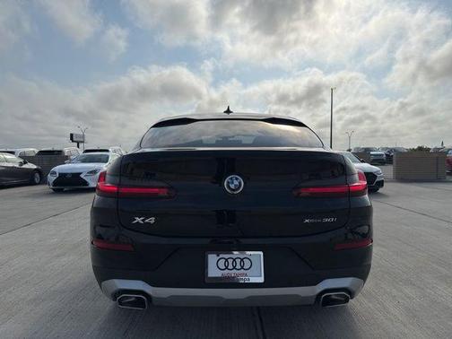 Jet Black 2022 BMW X4 xDrive30i