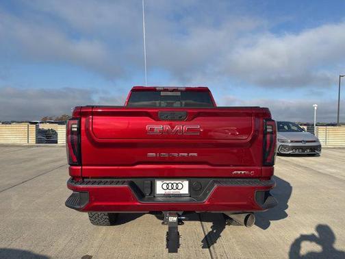 2024 GMC Sierra 2500 AT4