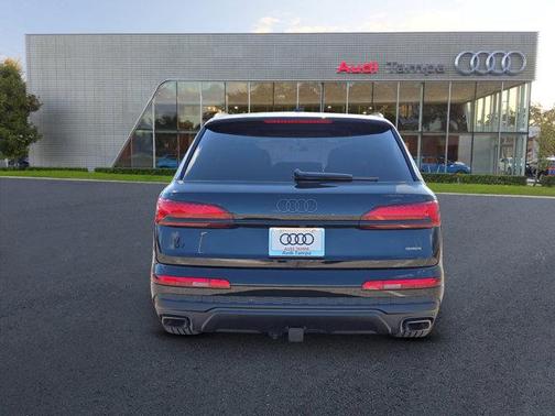 2025 Audi Q7 55 Prestige