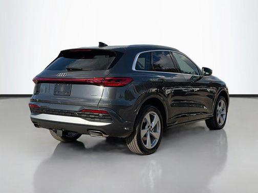 2025 Audi Q5 Premium Plus TFSI quattro S tronic