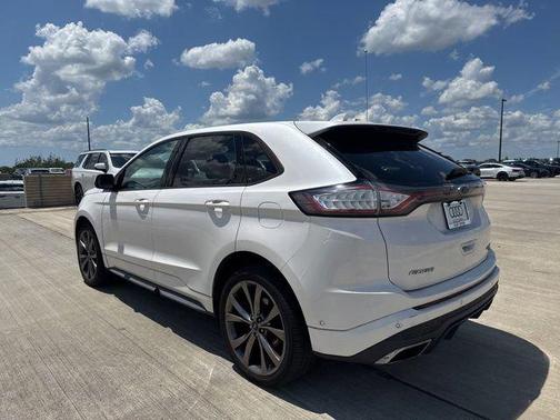 White Platinum Metallic Tri-Coat 2016 Ford Edge Sport
