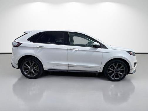 White Platinum Metallic Tri-Coat 2016 Ford Edge Sport