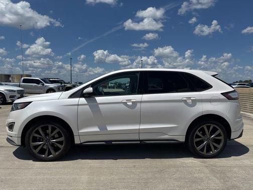 White Platinum Metallic Tri-Coat 2016 Ford Edge Sport