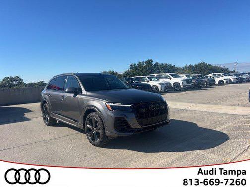 2025 Audi Q7 55 Premium Plus