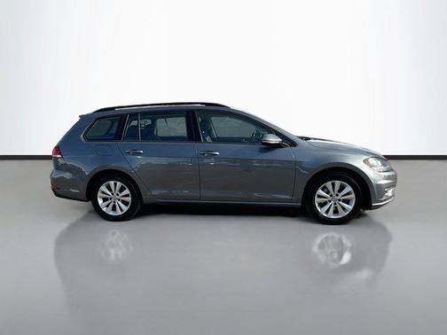 2019 Volkswagen Golf SportWagen TSI S