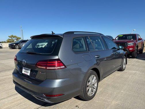 2019 Volkswagen Golf SportWagen TSI S