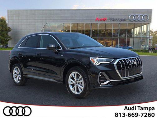 2024 Audi Q3 Premium 45 TFSI S line quattro Tiptronic
